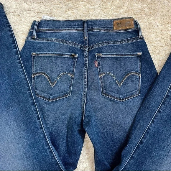Levi’s 512 Women’s Slimming Boot cut jeans size 4P M - Picture 2 of 9